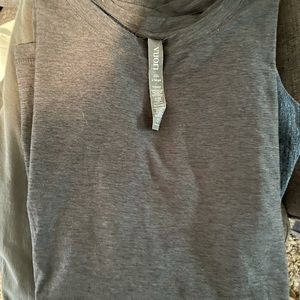 Men’s Vuori tshirt